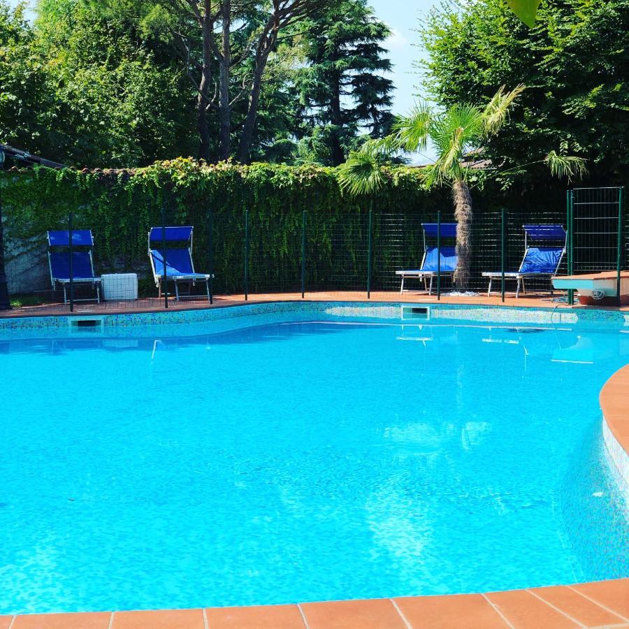 B&B Family First Capriate San Gervasio Εξωτερικό φωτογραφία