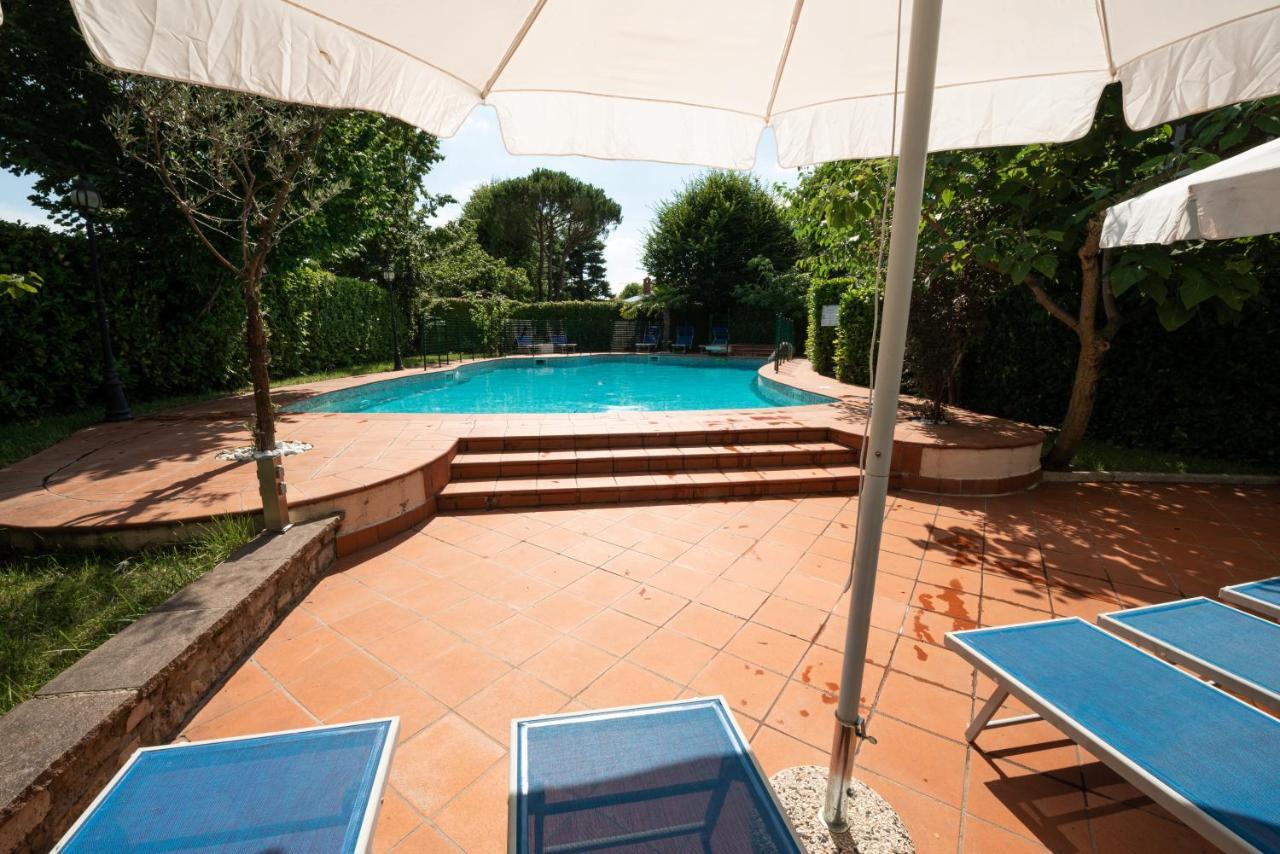 B&B Family First Capriate San Gervasio Εξωτερικό φωτογραφία