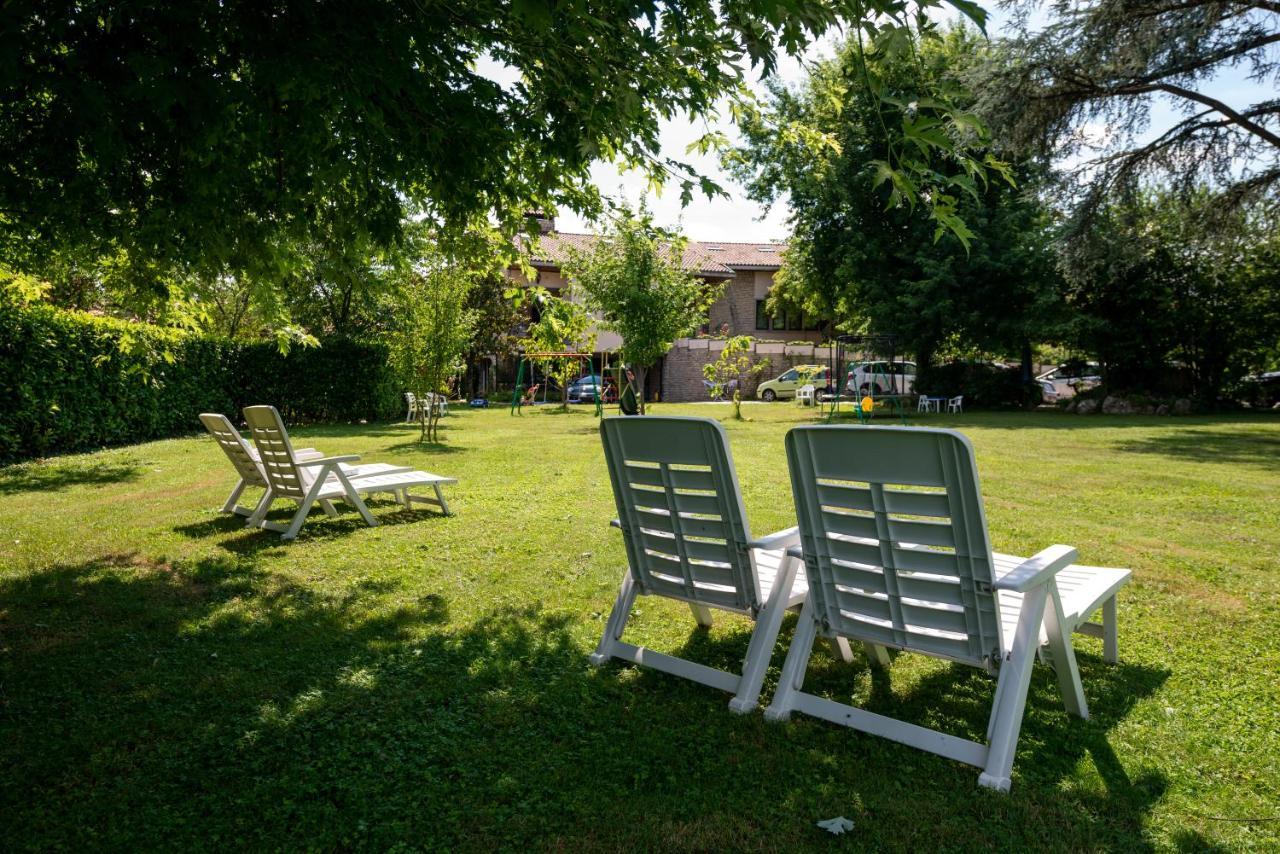 B&B Family First Capriate San Gervasio Εξωτερικό φωτογραφία