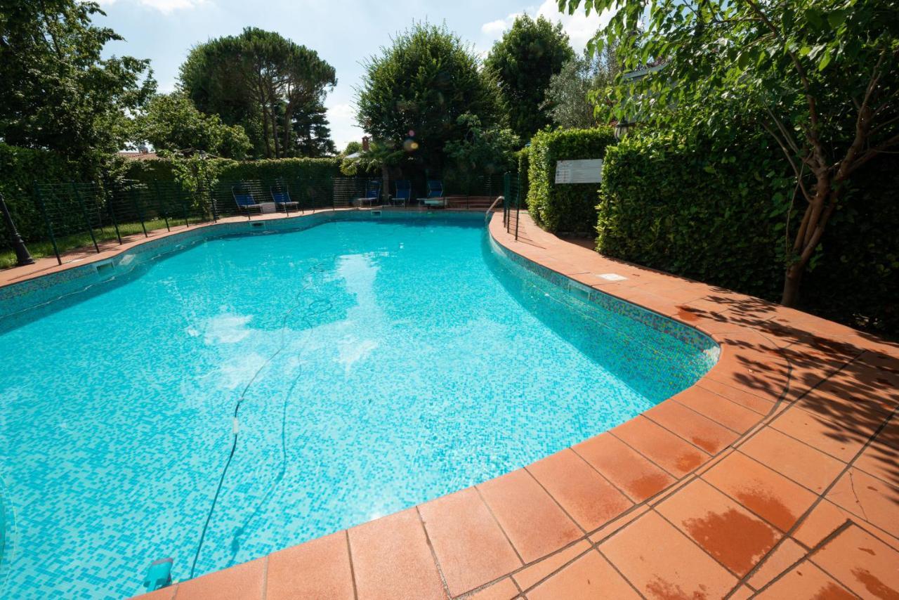 B&B Family First Capriate San Gervasio Εξωτερικό φωτογραφία