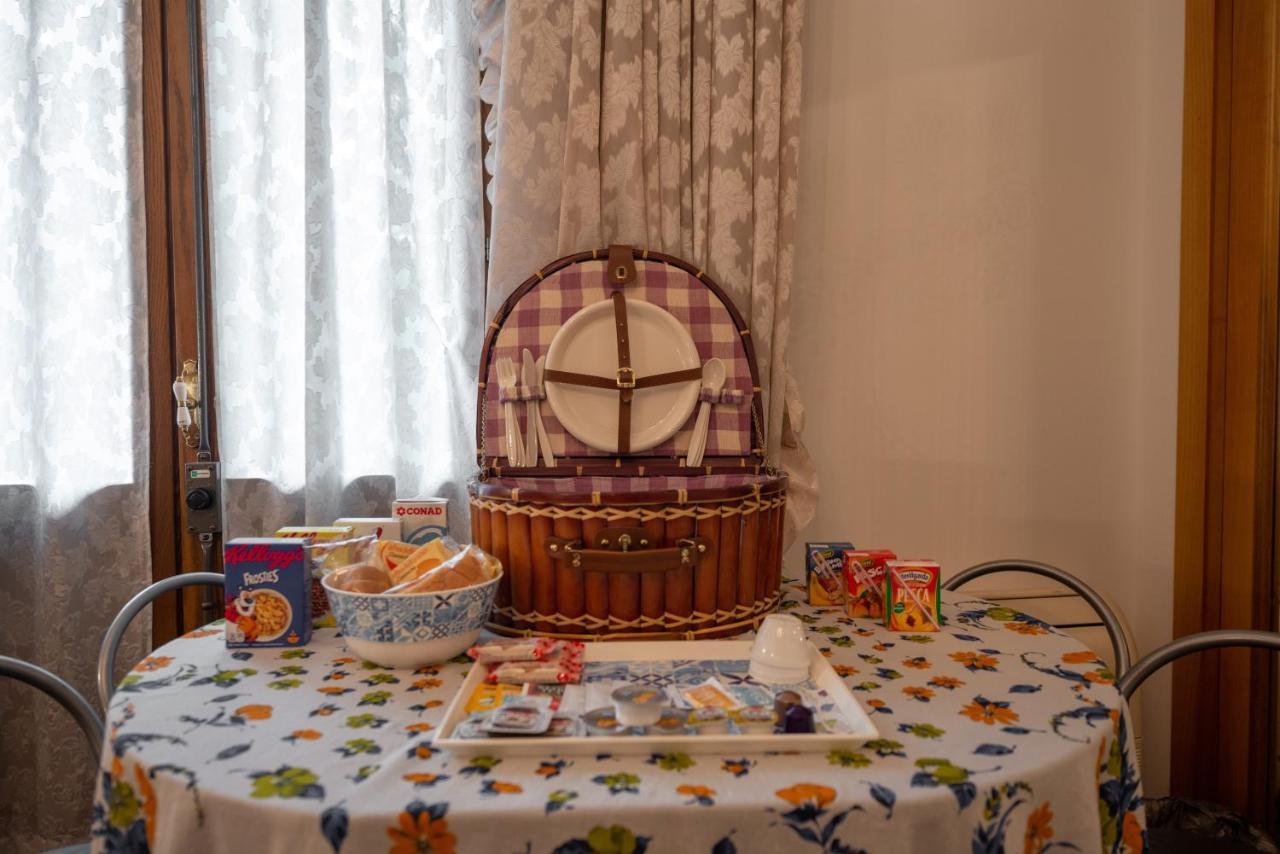 B&B Family First Capriate San Gervasio Εξωτερικό φωτογραφία