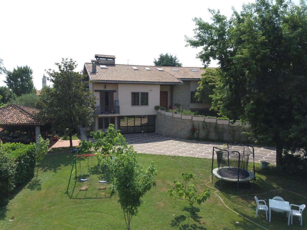 B&B Family First Capriate San Gervasio Εξωτερικό φωτογραφία